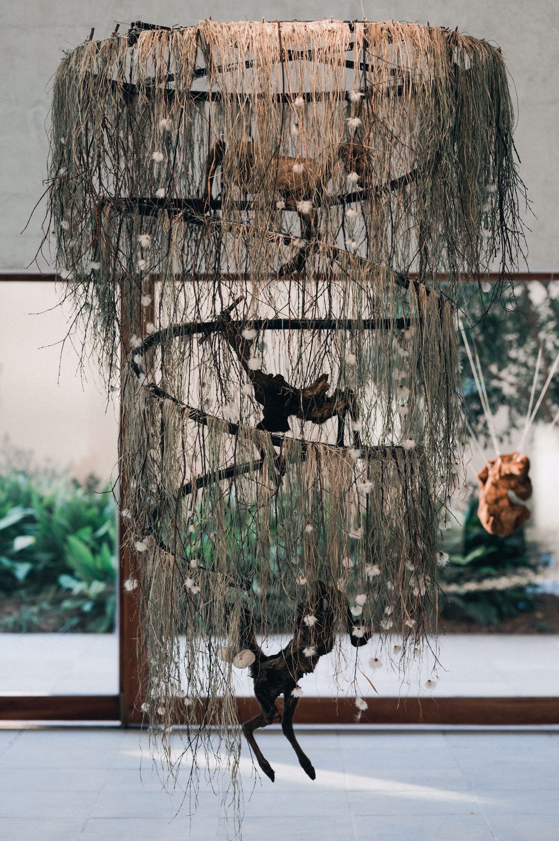 Art piece by Maret Anne Sara called don´t let your soul be torn fro Venice biennale 2022.
